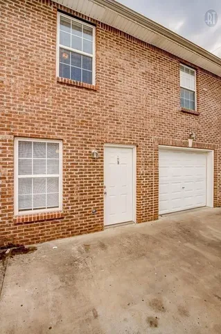 $1,000 | 535 Lafayette Road, Unit C2, Clarksville, TN 37042