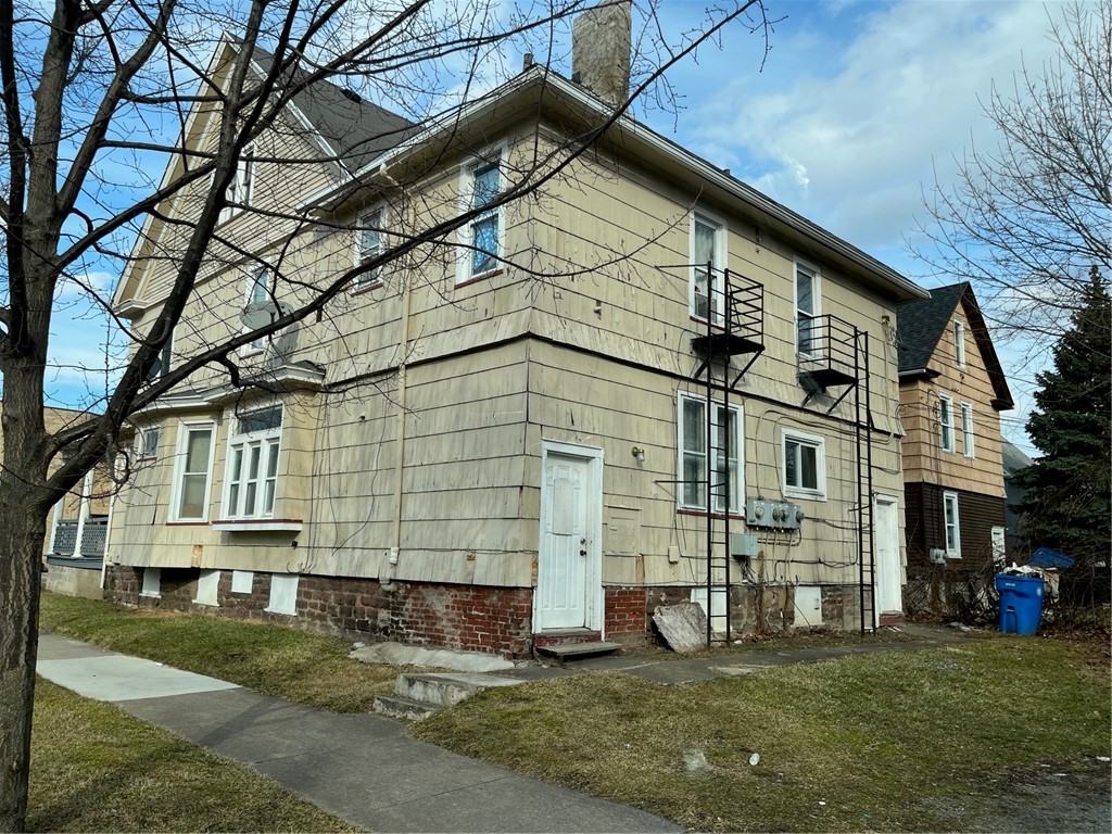 443 Lexington Avenue Rochester, NY 14613 - Photo 2 of 4