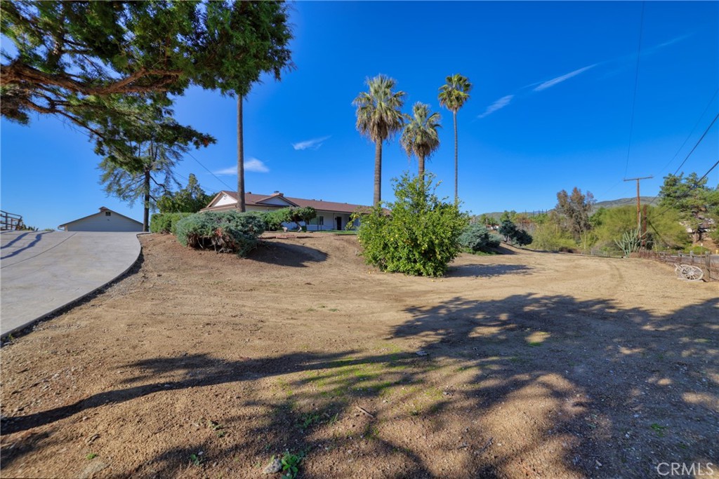 12646 10th Street Yucaipa, CA 92399 - Photo 63 of 72 a view of a backyard