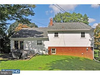 8 Red Oak Road Oreland, PA 19075 - Photo 2 of 12 Exterior