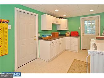 8 Red Oak Road Oreland, PA 19075 - Photo 11 of 12 Laundry Room