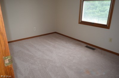820 Bridge Road Akron, OH 44312 - Photo 9 of 10 Gallery Image 9