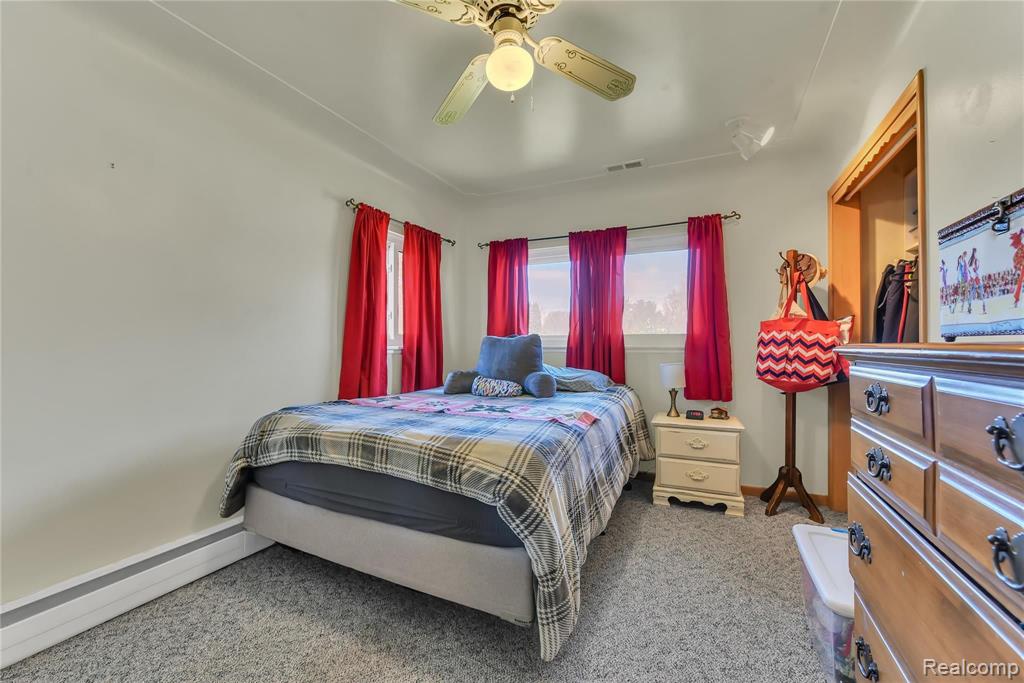 2073 Walton Boulevard Rochester Hills, MI 48309 - Photo 18 of 29