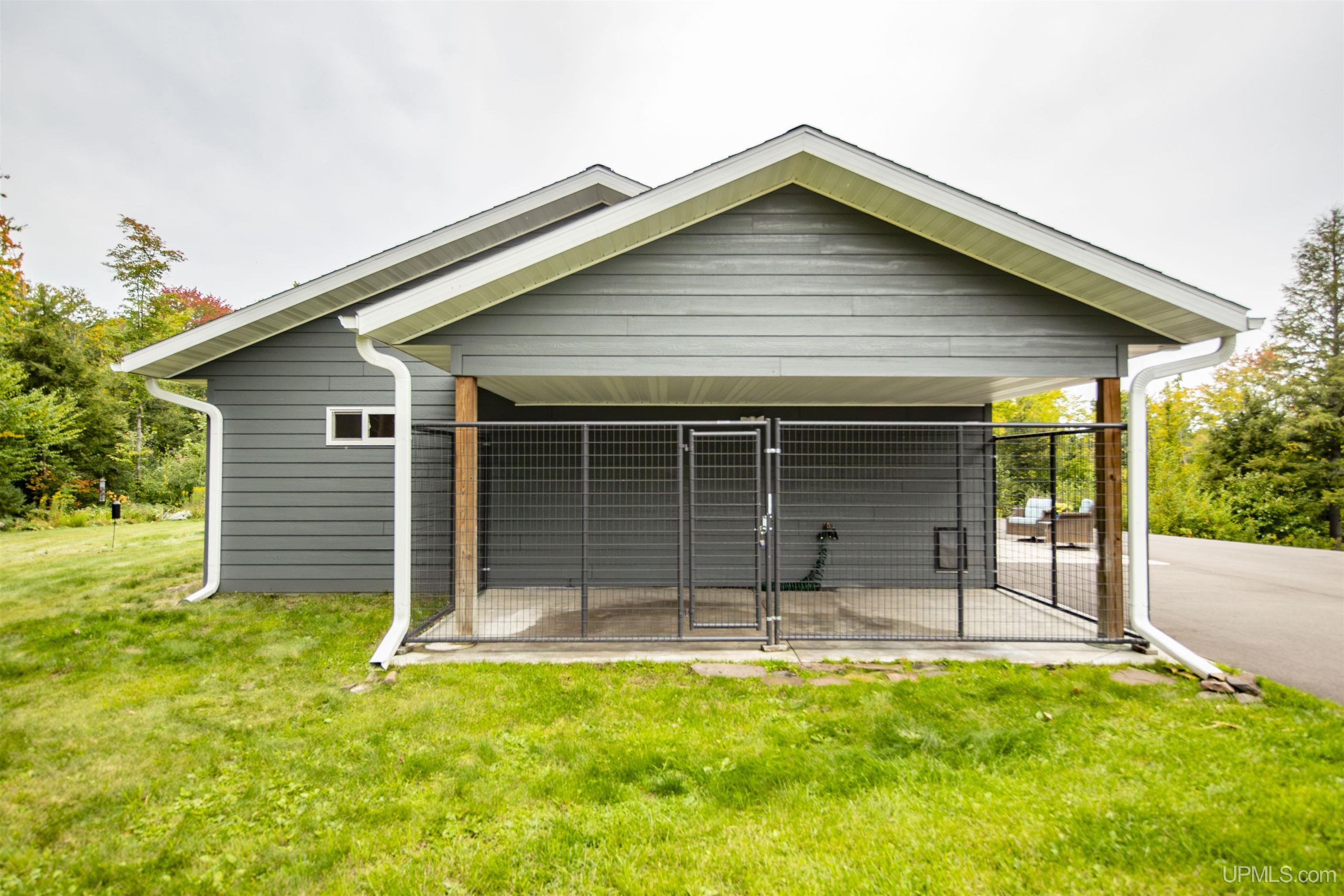 8450 Van Buskirk Road Ironwood, MI 49938 - Photo 10 of 83