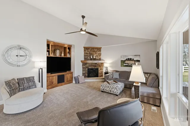 $1,849,900 | 570 North Cove Colony Way, Eagle, ID 83616