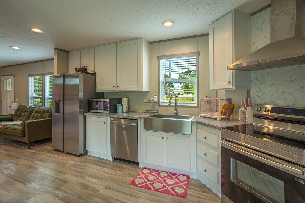 903 C C Land Road Eastpoint, FL 32328 - Photo 6 of 23