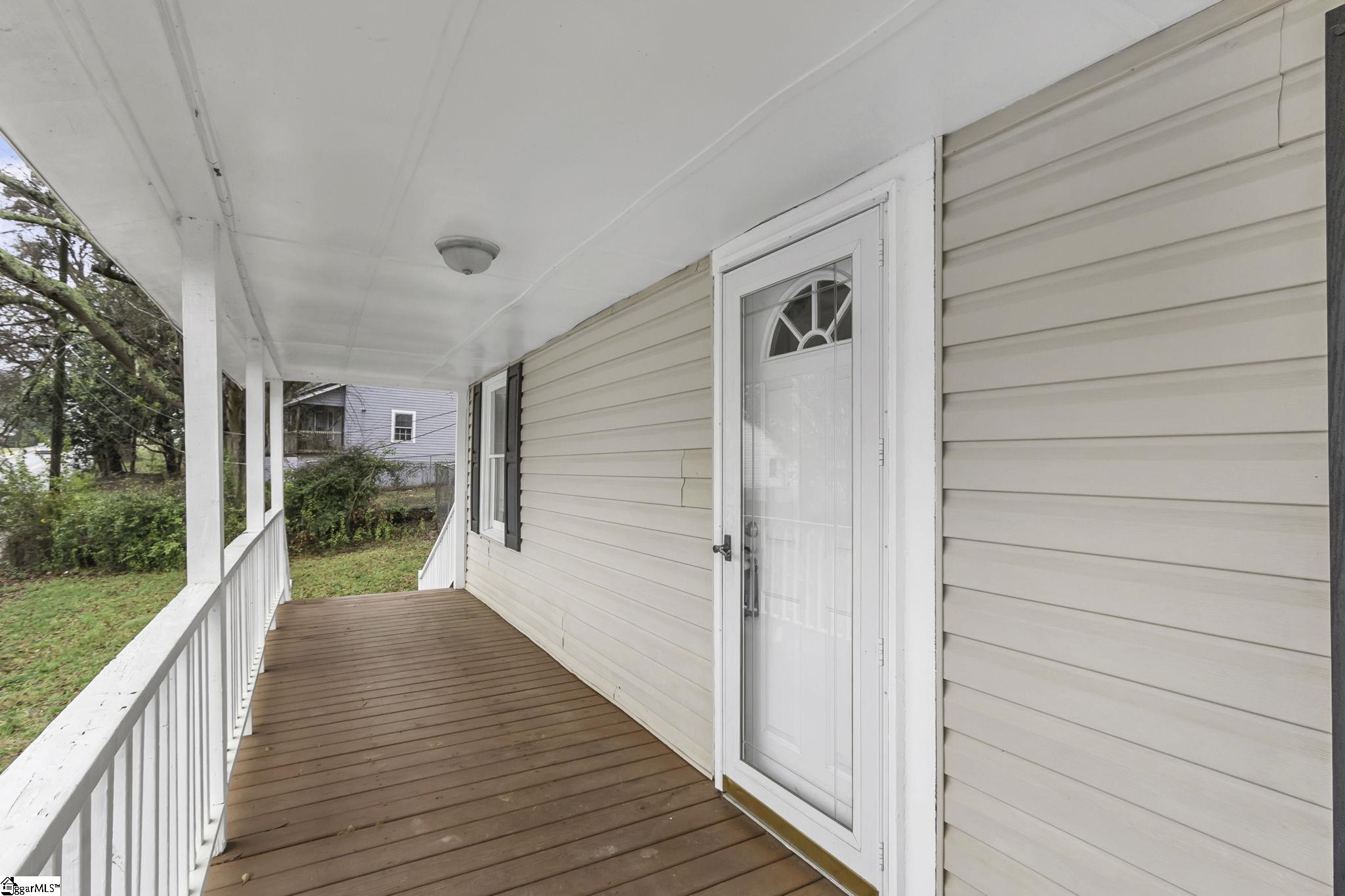 13 South Main Street Startex, SC 29334 - Photo 3 of 26 Gallery Image 3