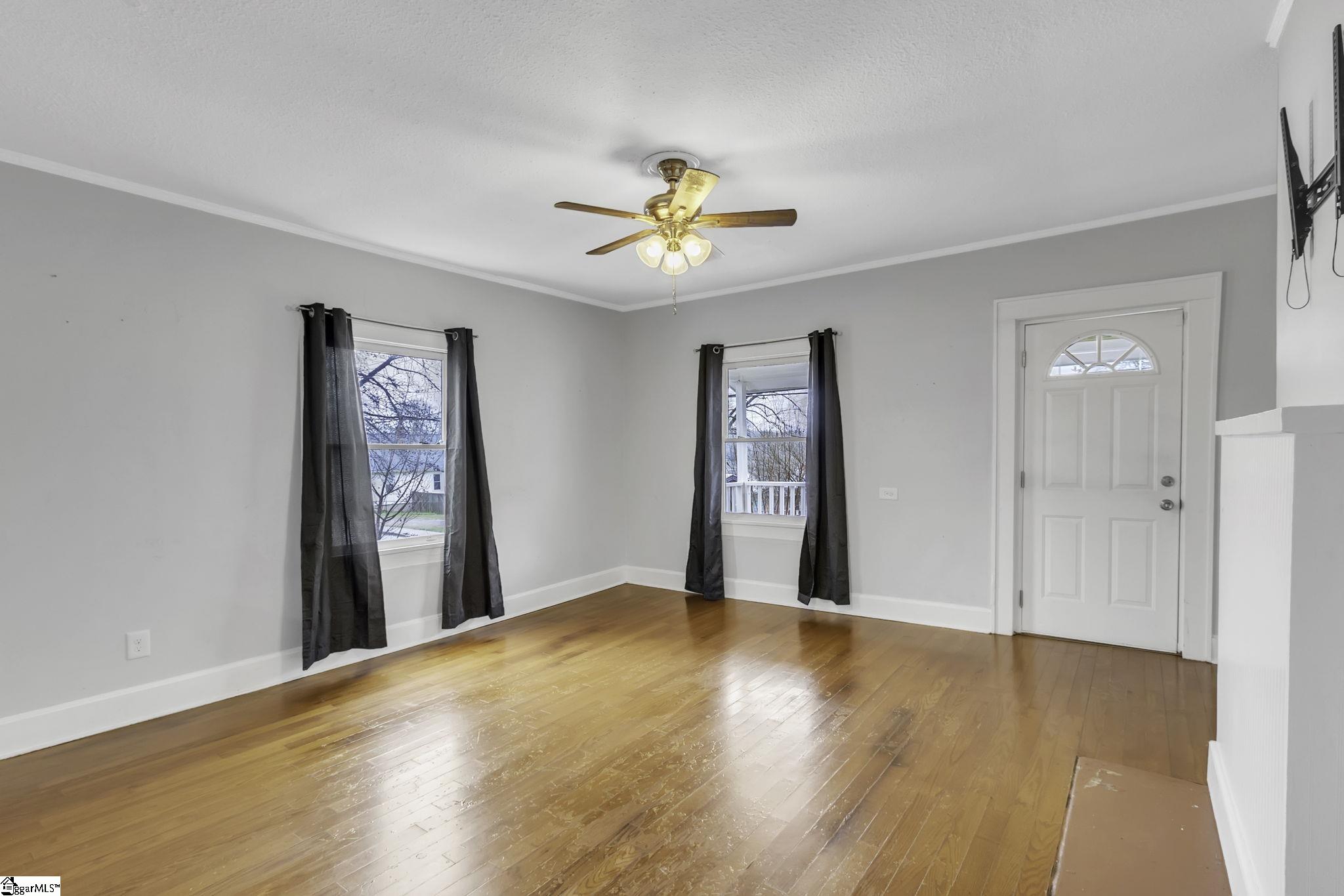 13 South Main Street Startex, SC 29334 - Photo 4 of 26 Gallery Image 4