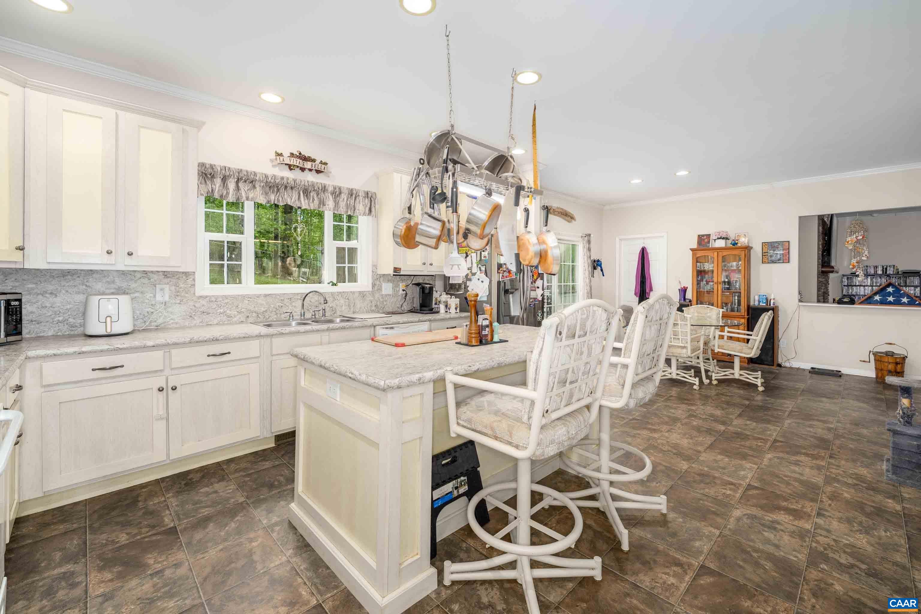 2441 Tisdale Road Barboursville, VA 22923 - Photo 7 of 44 lots cabinets & island