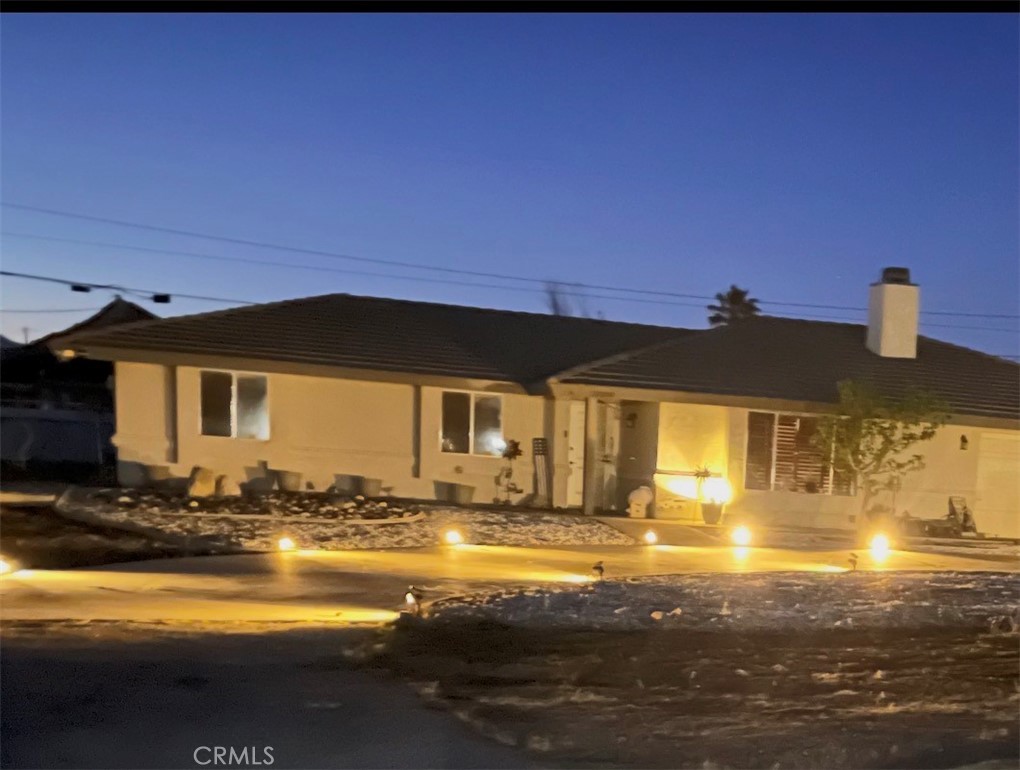 19388 Corwin Road Apple Valley, CA 92307 - Photo 4 of 36