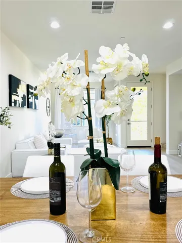 $1,230,000 | 52 Capricorn, Irvine, CA 92618