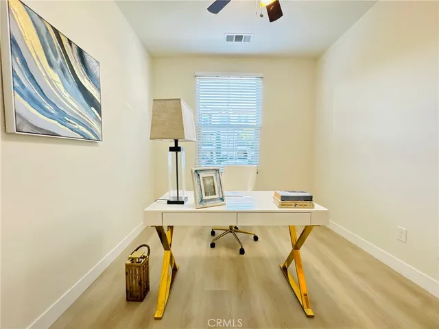 $1,230,000 | 52 Capricorn, Irvine, CA 92618