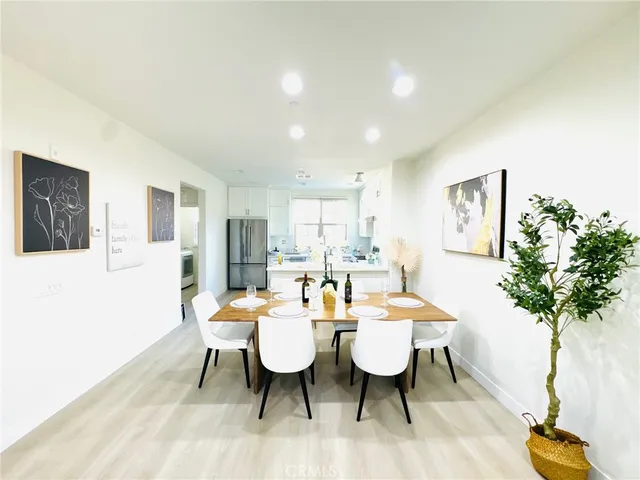 $1,230,000 | 52 Capricorn, Irvine, CA 92618