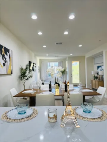 $1,230,000 | 52 Capricorn, Irvine, CA 92618