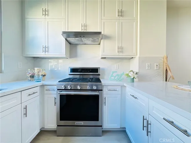 $1,230,000 | 52 Capricorn, Irvine, CA 92618