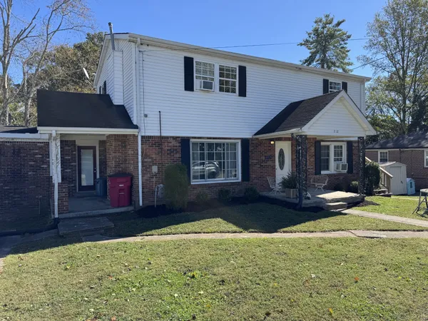 $399,999 | 212 Dogwood Street, Carthage, TN 37030