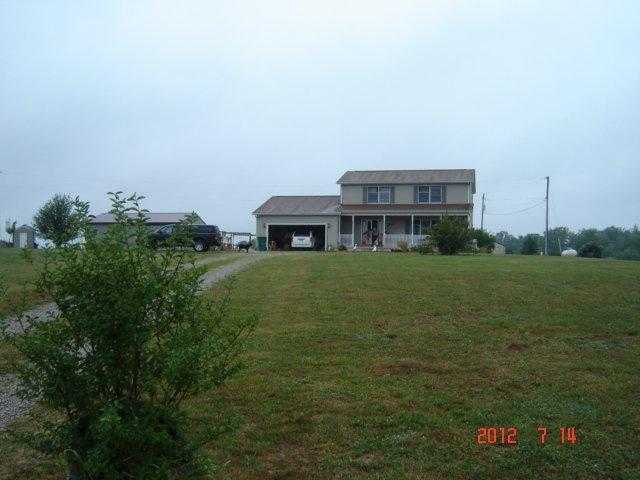 9525 Perryton Road Frazeysburg, OH 43822 - Photo 1 of 17