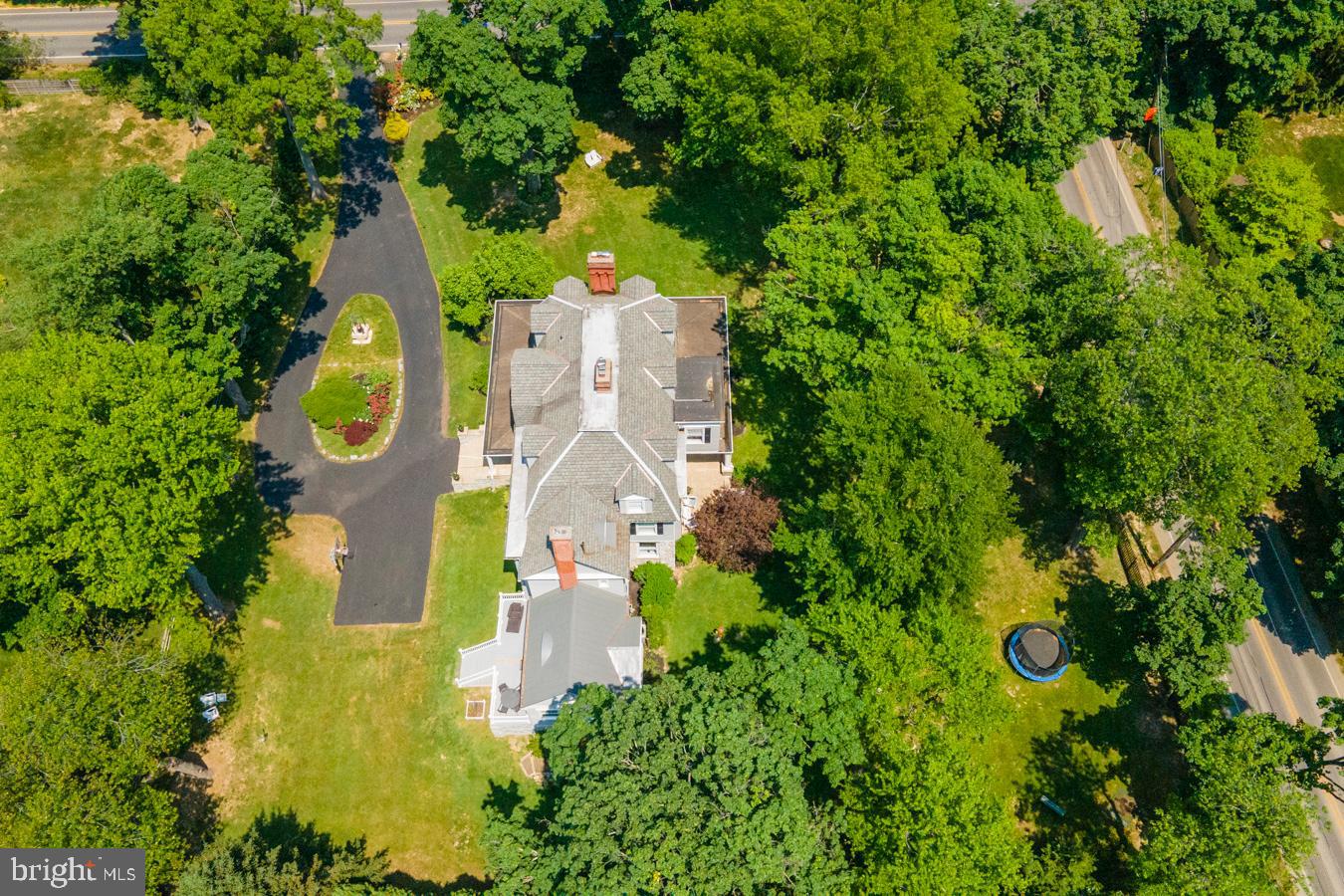 324 South Waterloo Road Devon, PA 19333 - Photo 3 of 50