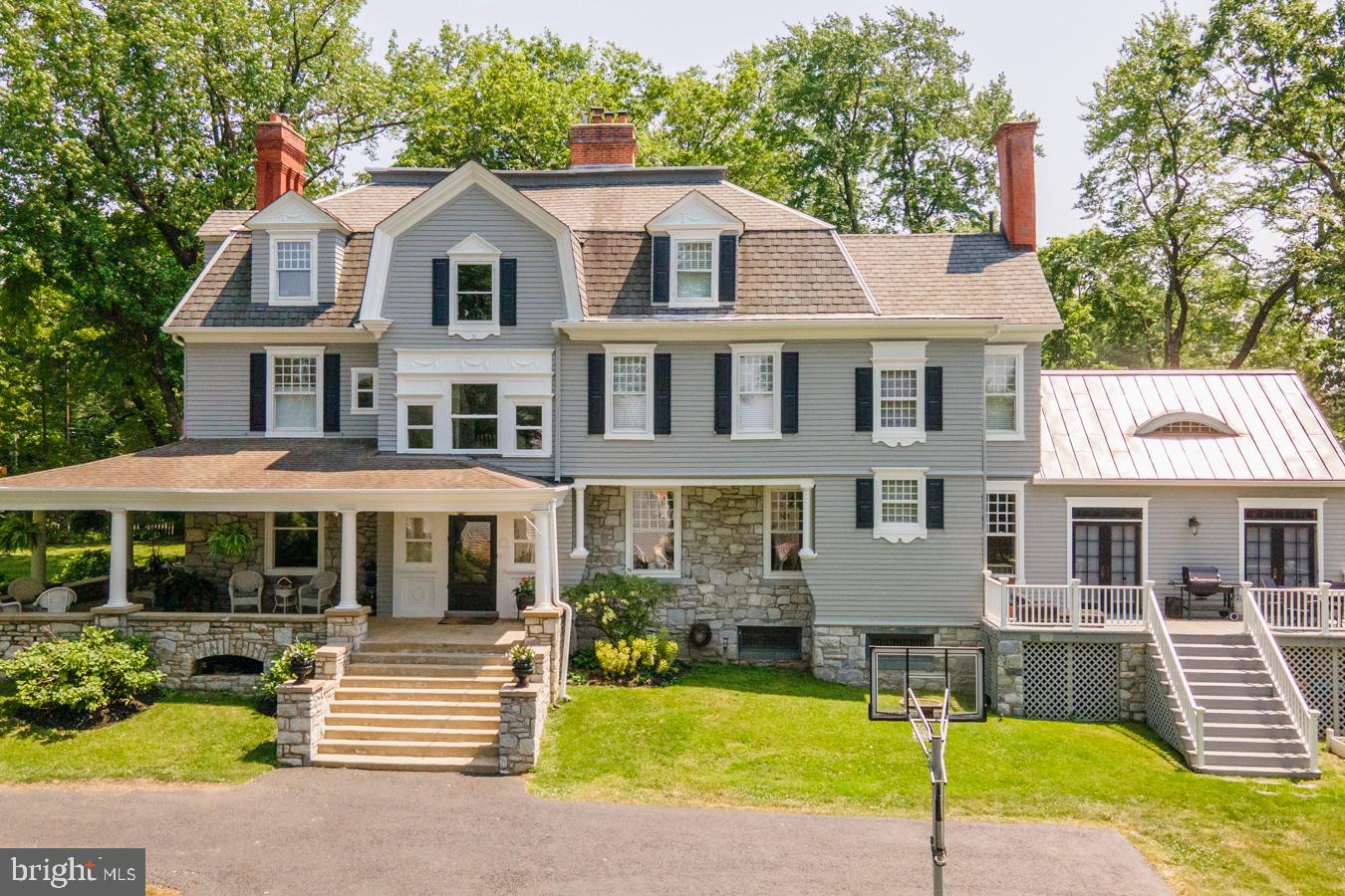 324 South Waterloo Road Devon, PA 19333 - Photo 7 of 50 Recently painted exterior