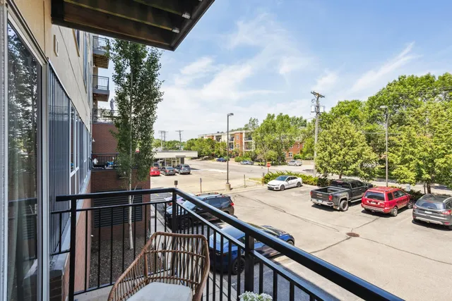 $225,000 | 1502 5th Street North, Unit 211, Hopkins, MN 55305