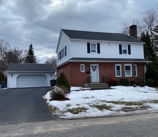 38 Upton Street Springfield, MA 01104 - Photo 1 of 18 Gallery Image 1