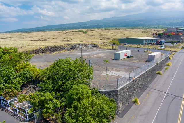 a view of an ocean and a building
