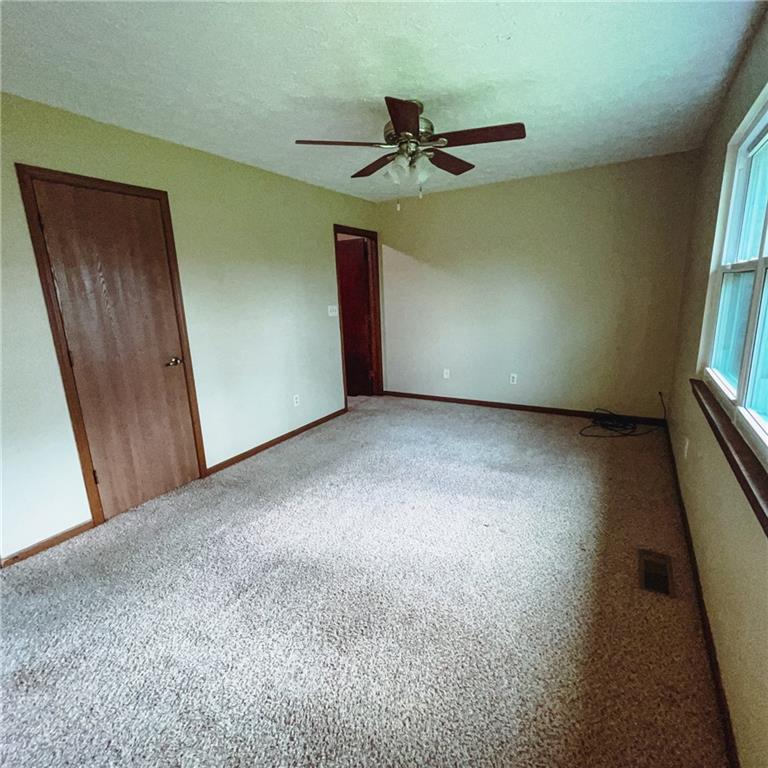 7564 5 Points Road Indianapolis, IN 46259 - Photo 11 of 15 Gallery Image 11
