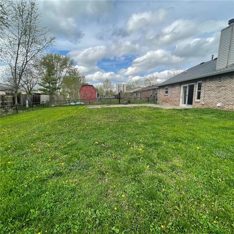 7564 5 Points Road Indianapolis, IN 46259 - Photo 14 of 15 Gallery Image 14