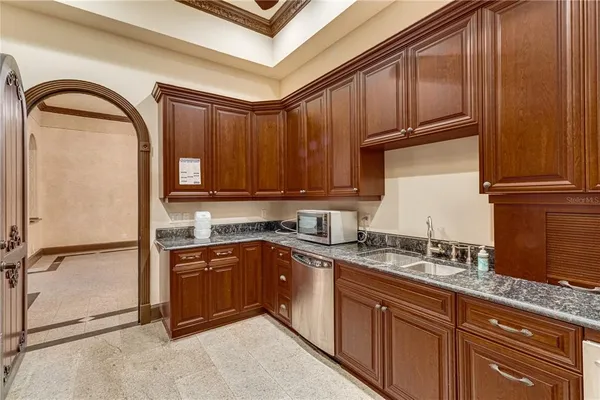 $4,150,000 | 117 Bellamere Palms Court, Lutz, FL 33549