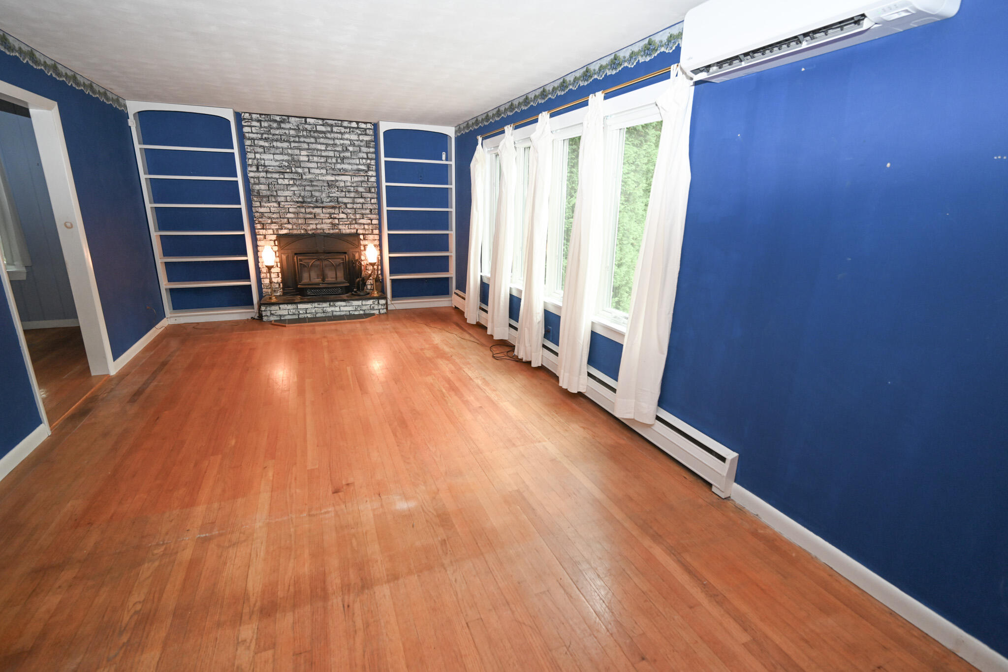 41 Stoneybrook Road Hampden, ME 04444 - Photo 5 of 34 Living Room