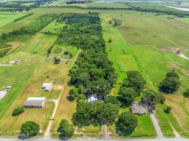 $170,000 | 17328 Highway 395, Roanoke, LA 70581