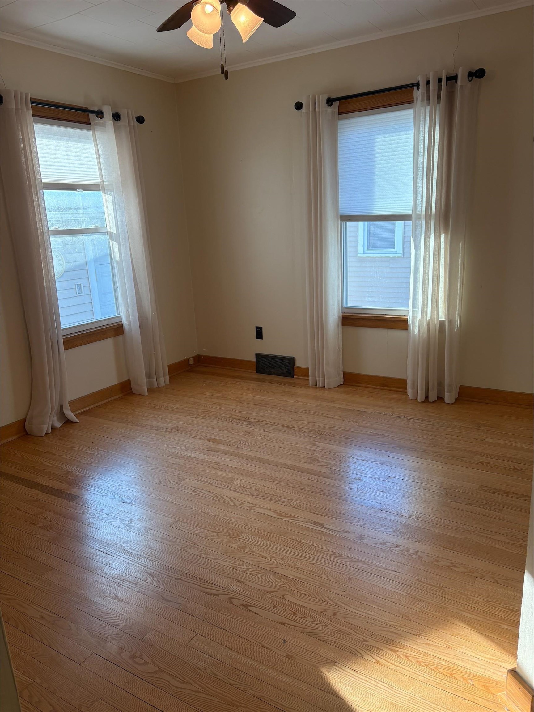 423 Monroe Street Sparta, WI 54656 - Photo 5 of 15