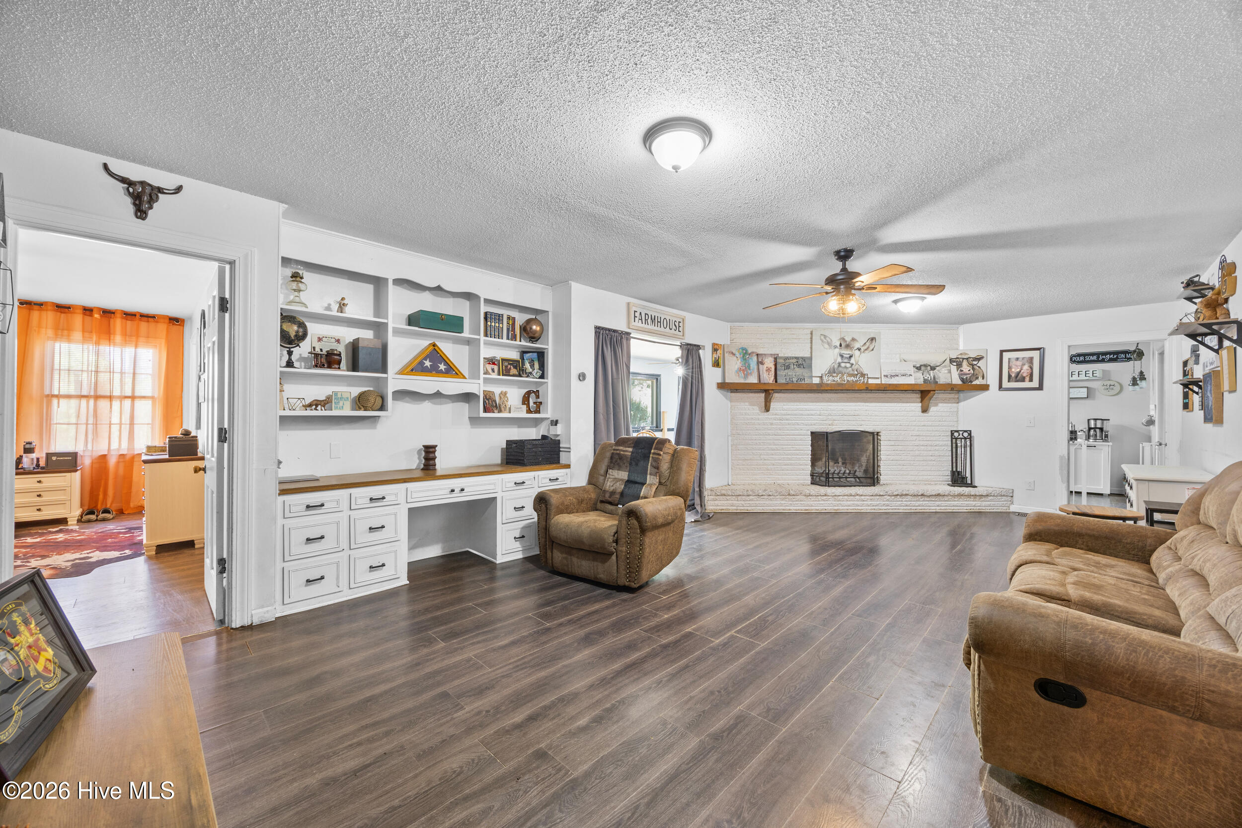 1361 Fountaintown Road Beulaville, NC 28518 - Photo 12 of 46 12_living room