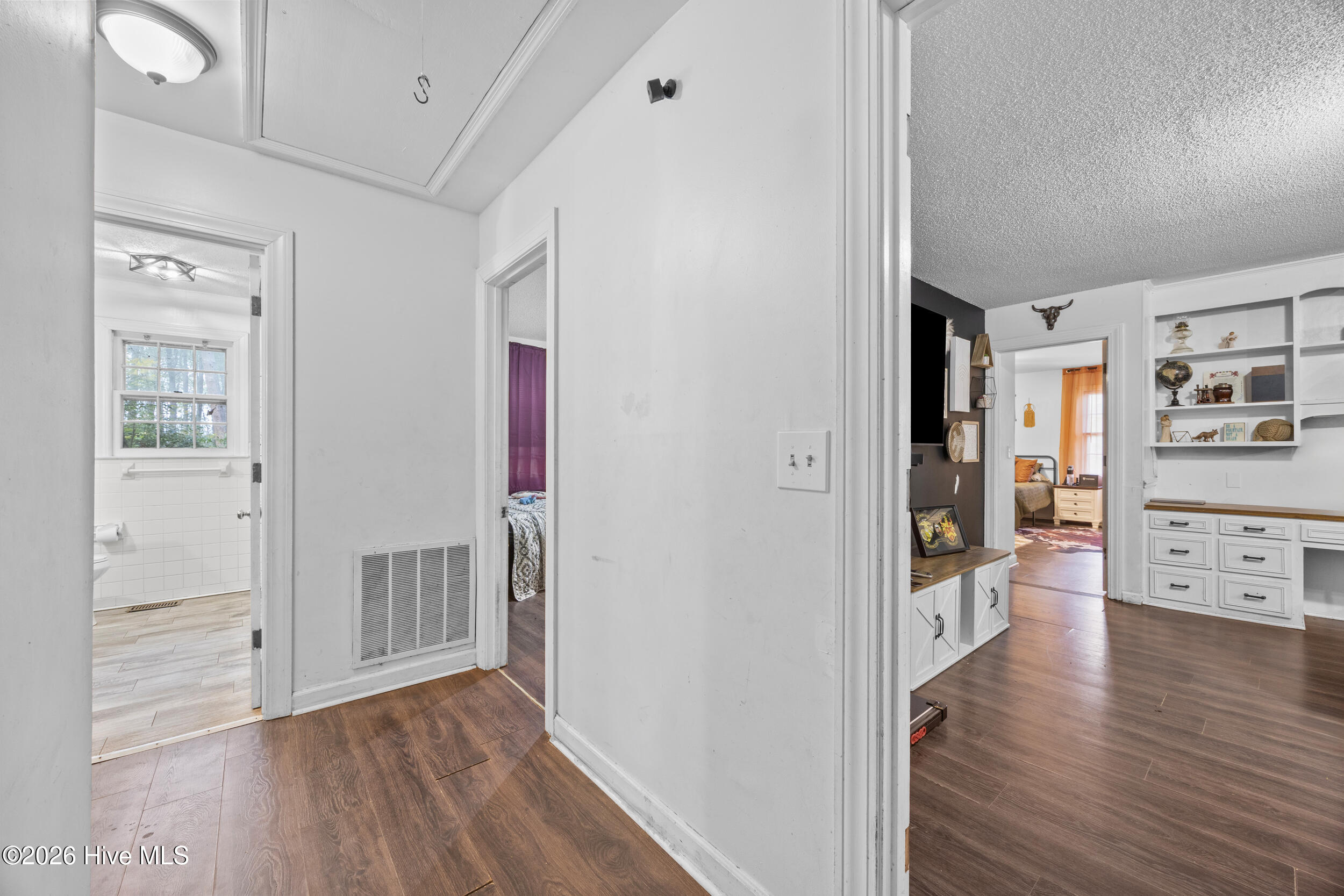 1361 Fountaintown Road Beulaville, NC 28518 - Photo 35 of 46 35_hallway