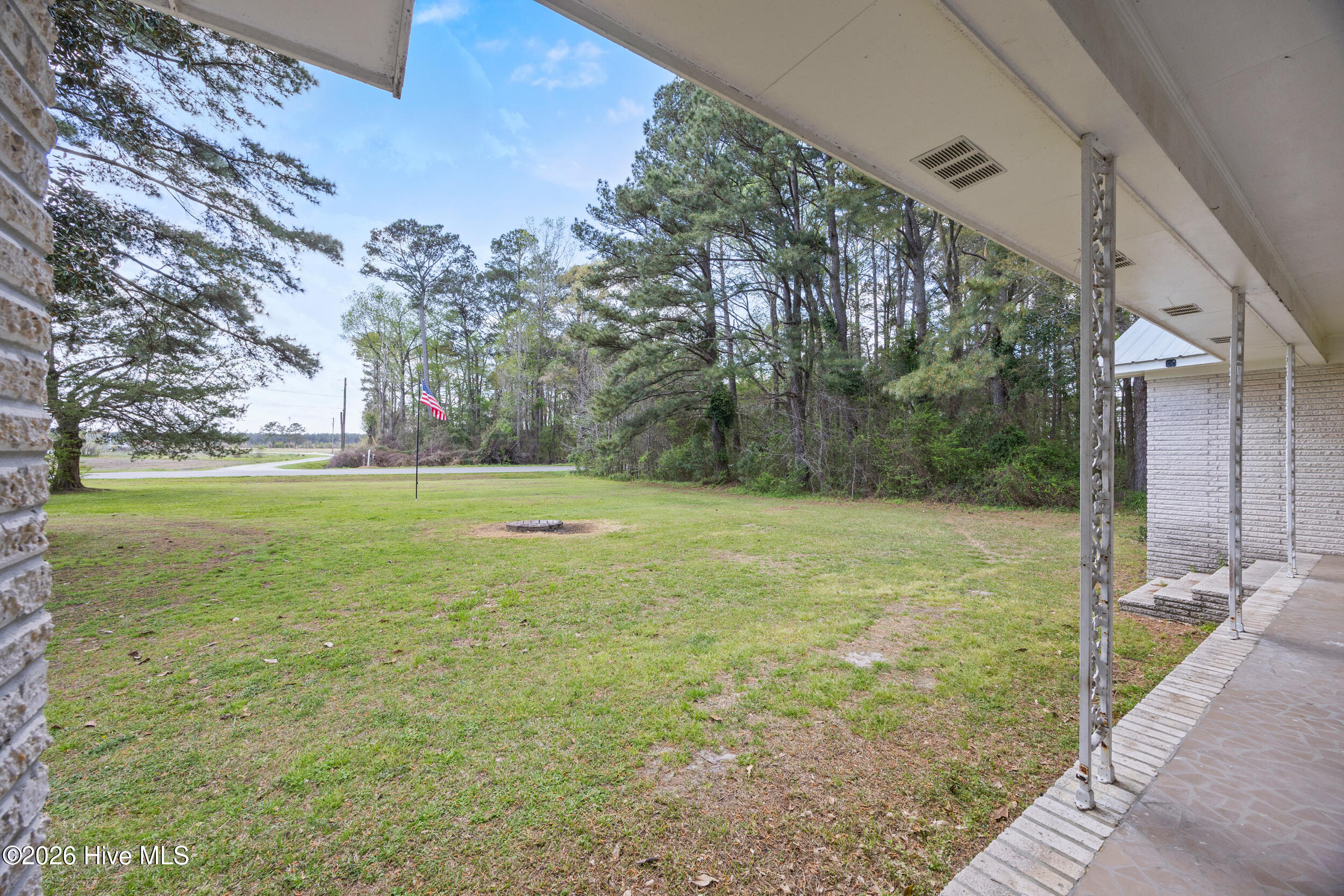 1361 Fountaintown Road Beulaville, NC 28518 - Photo 4 of 46 4_frontyard