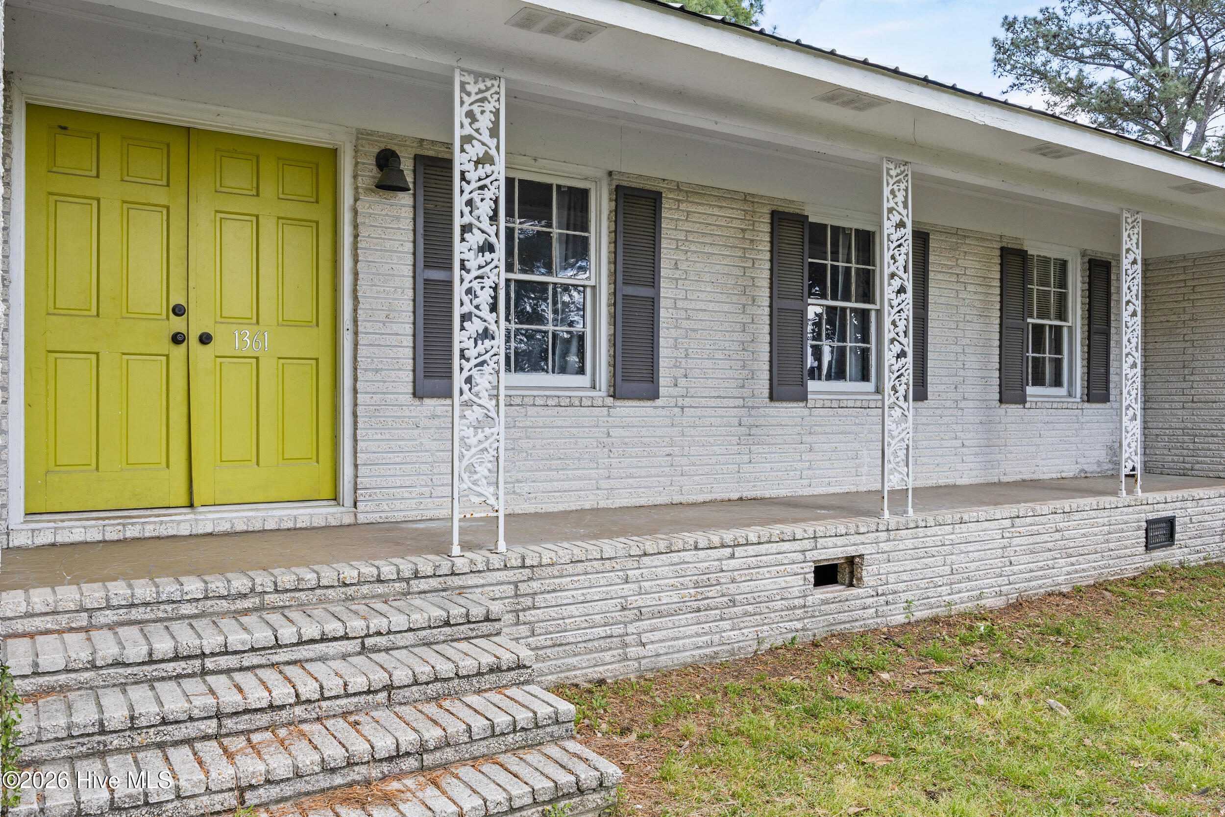 1361 Fountaintown Road Beulaville, NC 28518 - Photo 5 of 46 5_front entryway