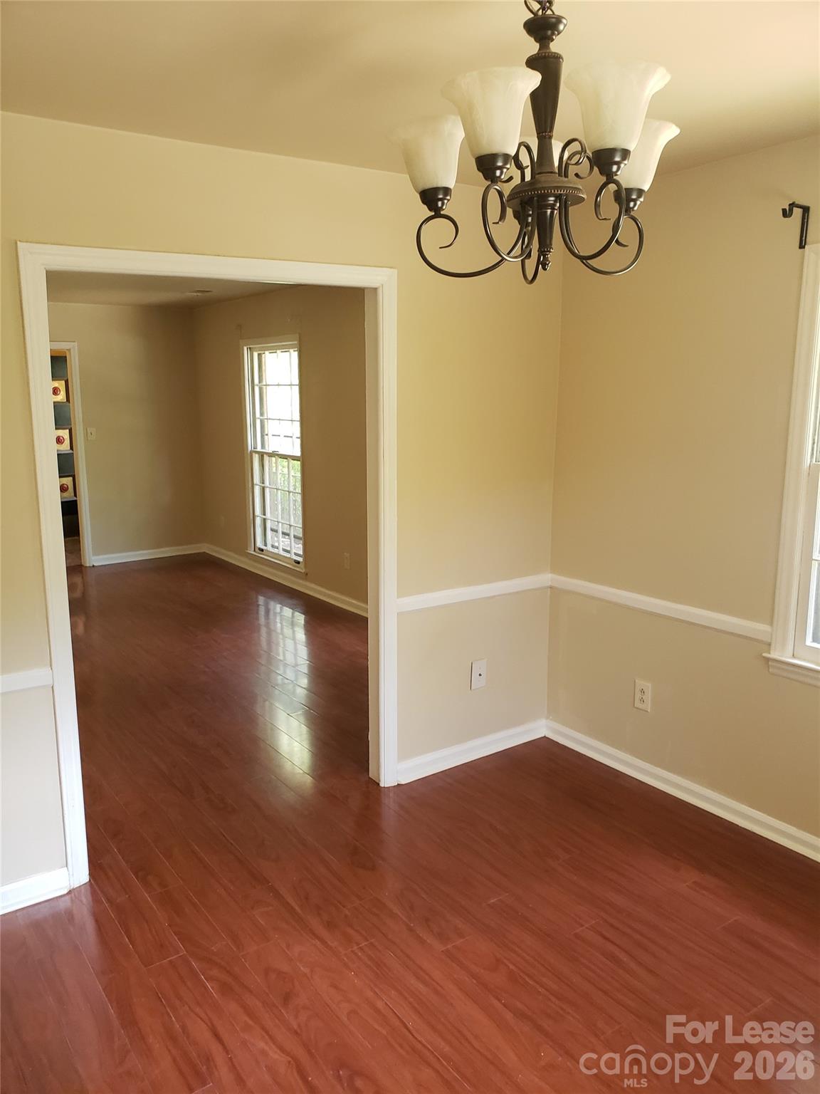 814 Pineborough Road Charlotte, NC 28212 - Photo 8 of 12