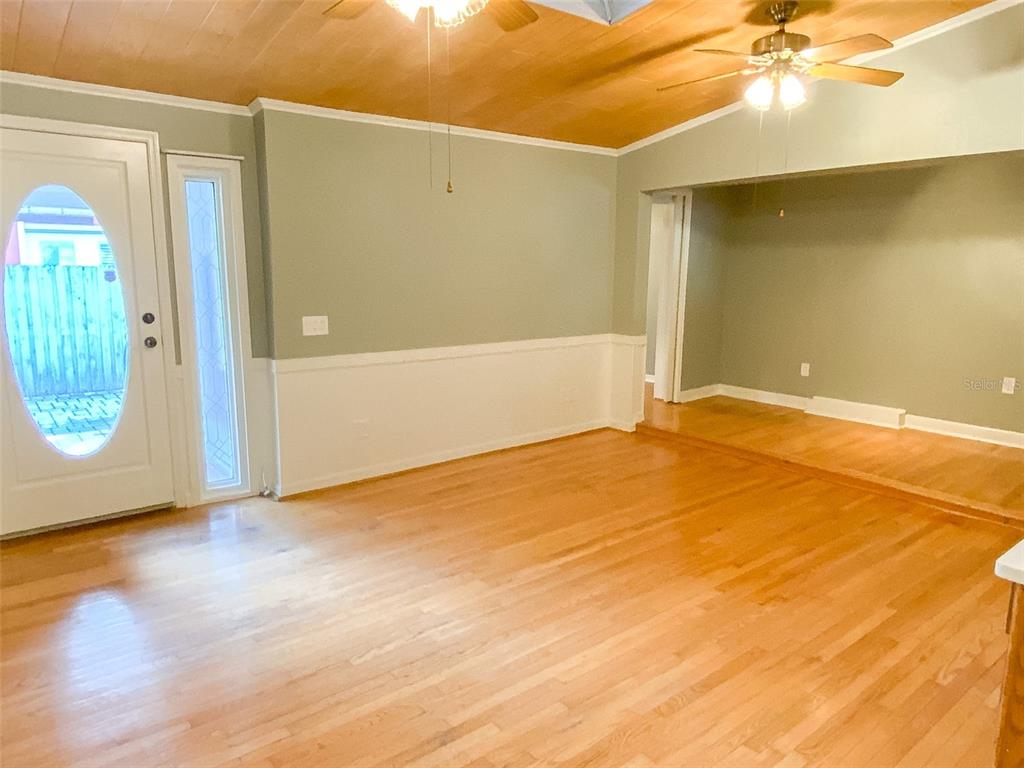 657 Broadway, Unit B Dunedin, FL 34698 - Photo 12 of 31