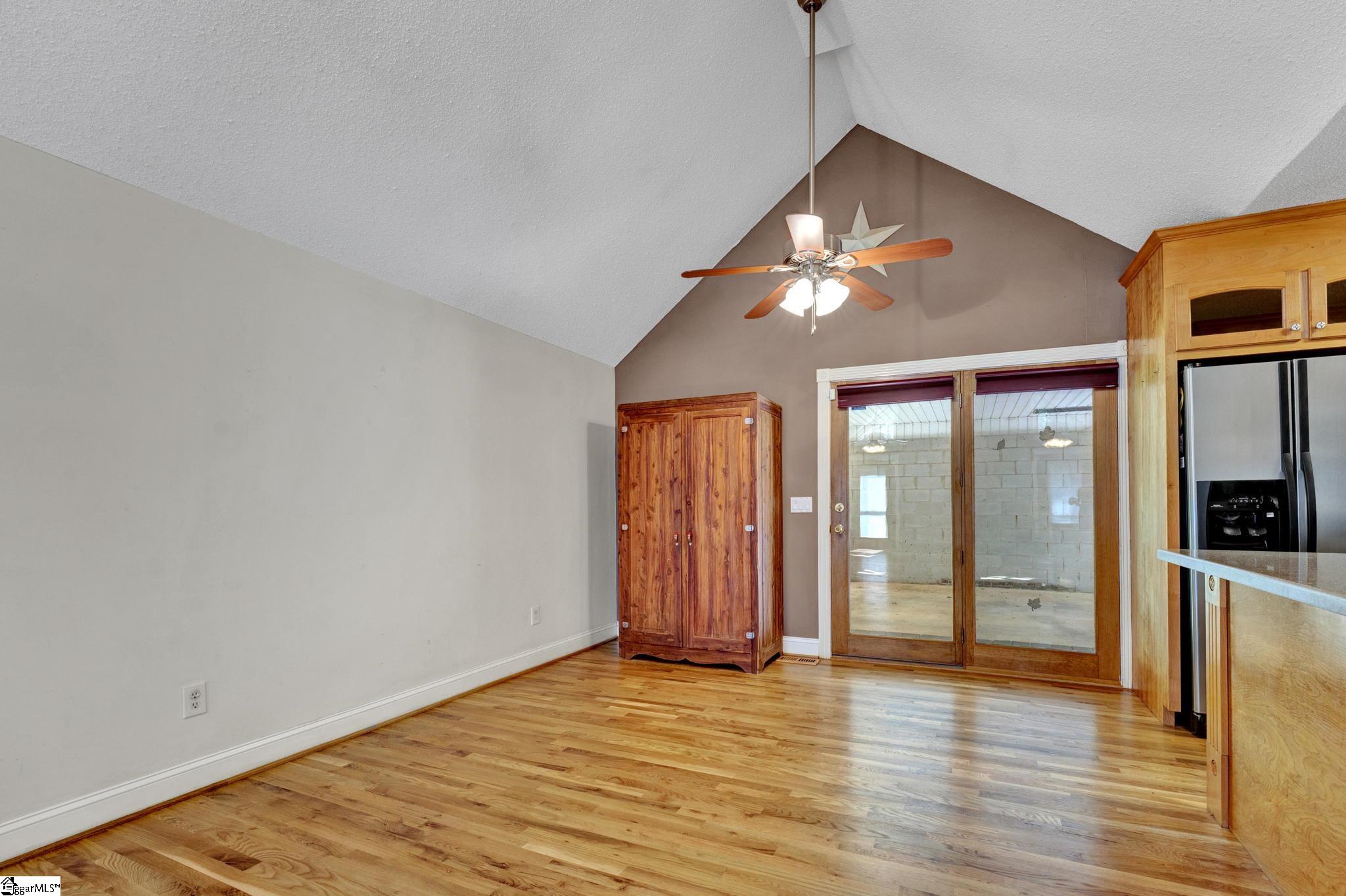 404 Deer Meadows Road Laurens, SC 29360 - Photo 13 of 34