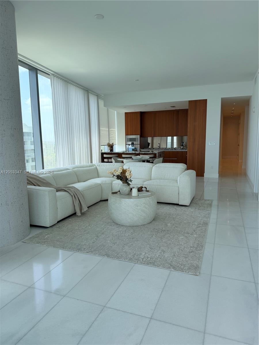 175 Southeast 25th Road, Unit 902 Miami, FL 33129 - Photo 17 of 65 Gallery Image 17