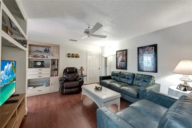 $2,550 | 4503 Paleo Pines Circle, Fort Pierce, FL 34951