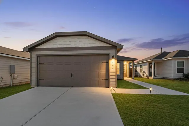 $229,900 | 606 Aplite Pass, Maxwell, TX 78656