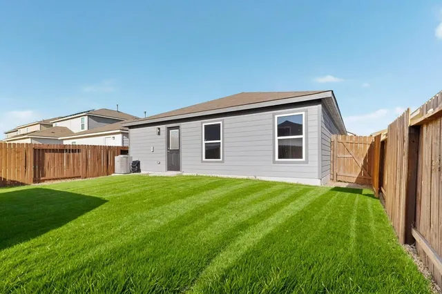 $229,900 | 606 Aplite Pass, Maxwell, TX 78656