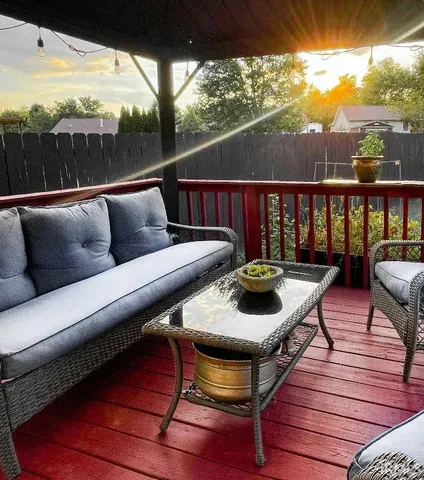 $2,200 | 541 East Cardinal Glen Drive, Bloomington, IN 47401