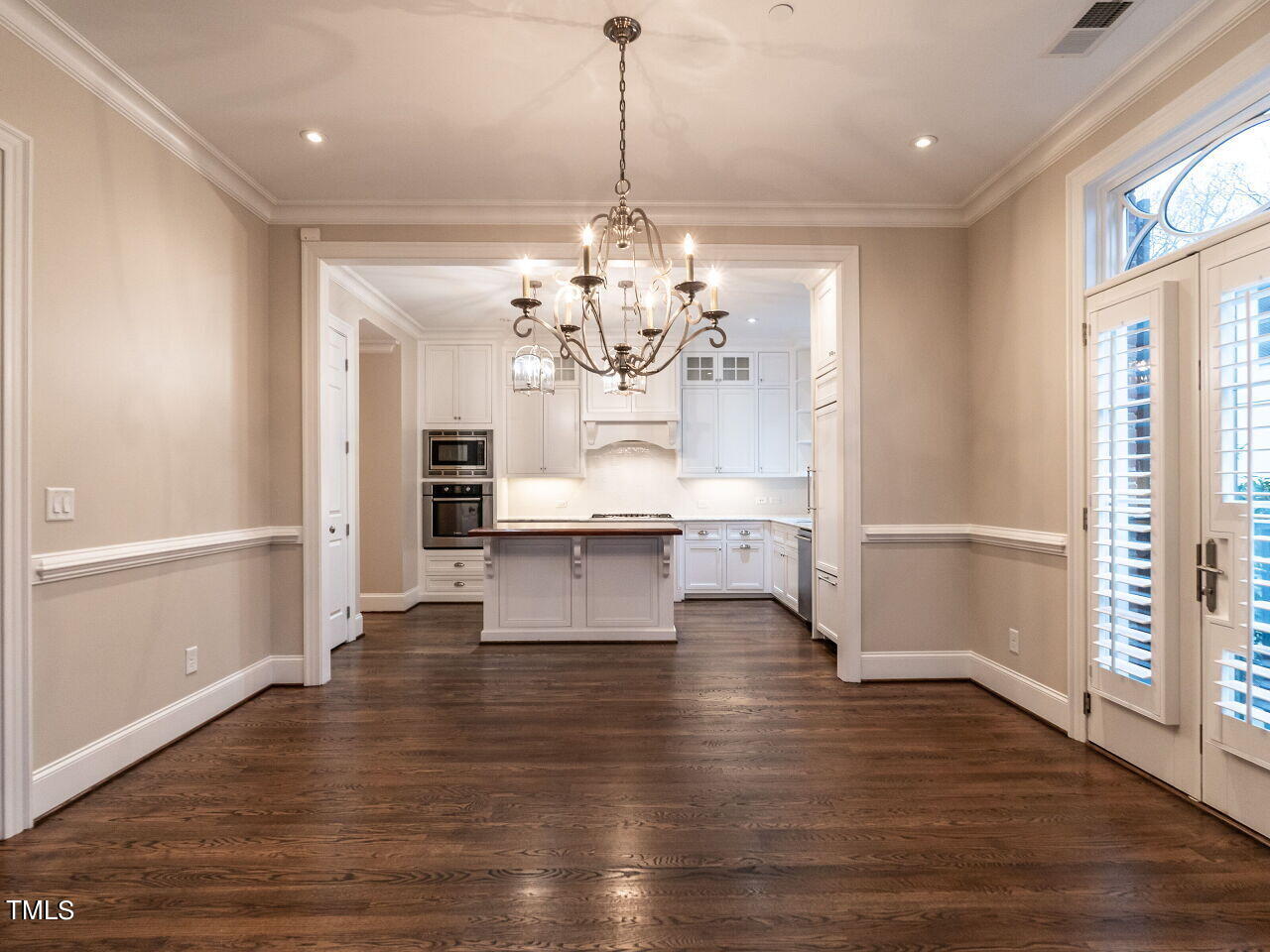 2017 Fairview Road, Unit 100 Raleigh, NC 27608 - Photo 13 of 32 012-1280x960-dining-room