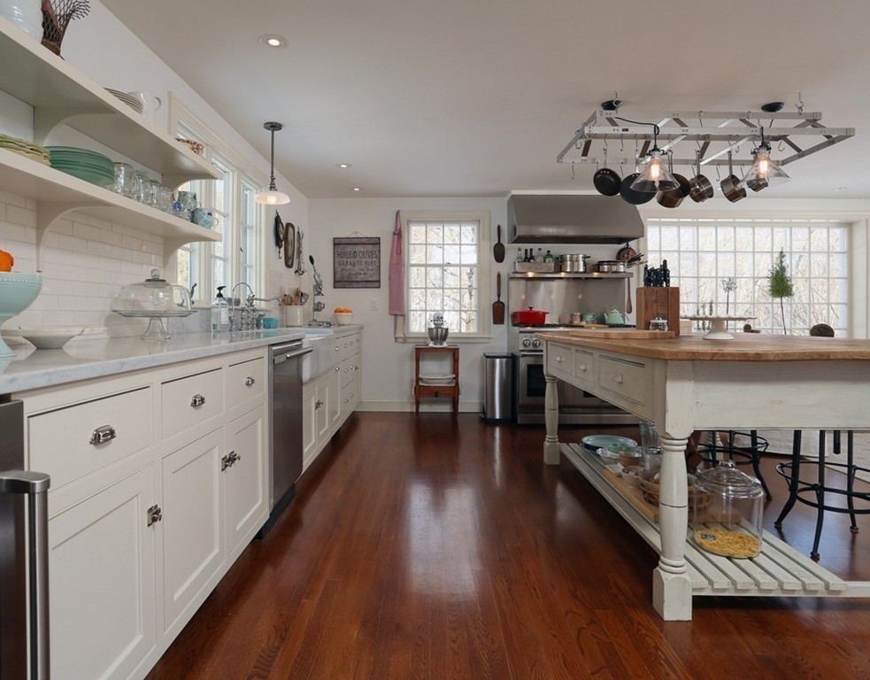 211 Lindsay Pond Road Concord, MA 01742 - Photo 7 of 30 Gallery Image 7