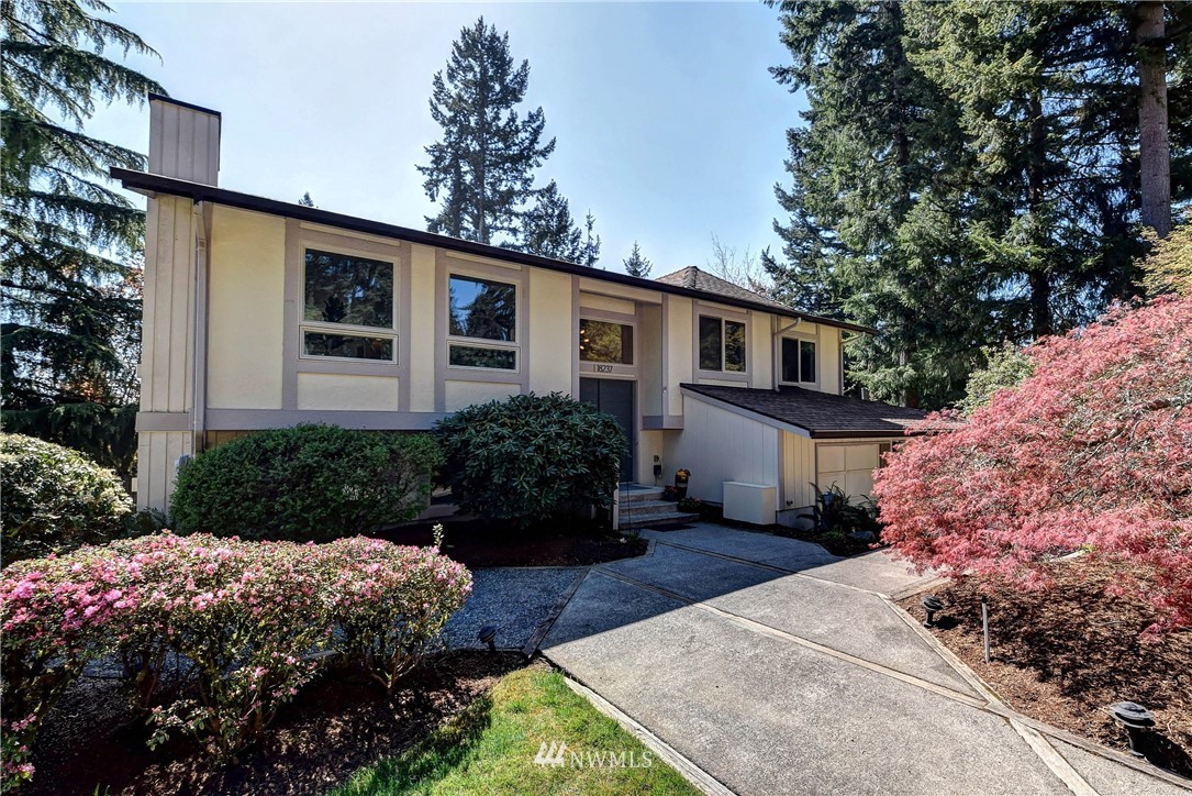 18237 129th Place Northeast Bothell, WA 98011 - Photo 3 of 28 Gallery Image 3
