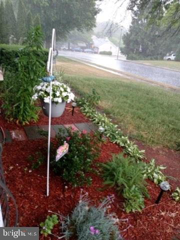 4496 Pheasant Run Reading, PA 19606 - Photo 35 of 37 a view of a yard with plants