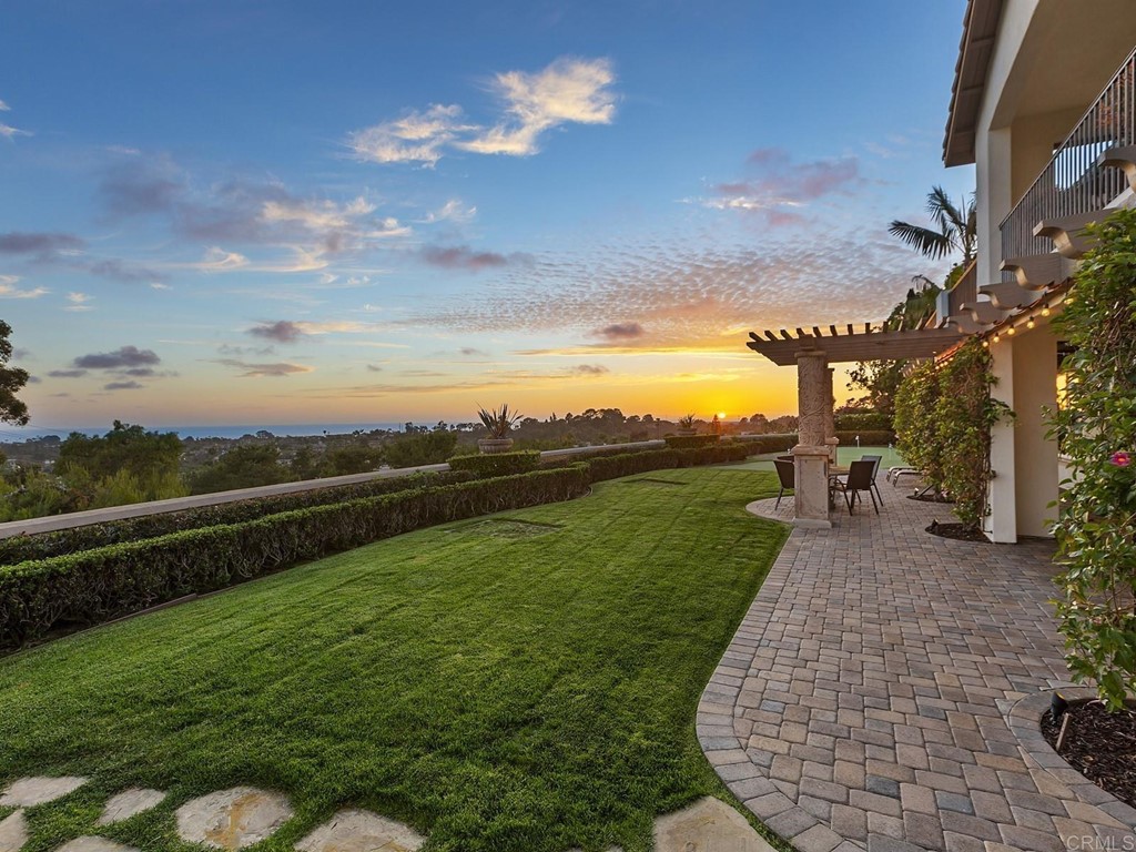 602 West Bluff Court Encinitas, CA 92024 - Photo 13 of 69 a view of an outdoor space and a yard