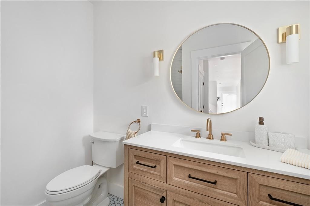 69 Connection Street Newport, RI 02840 - Photo 21 of 43